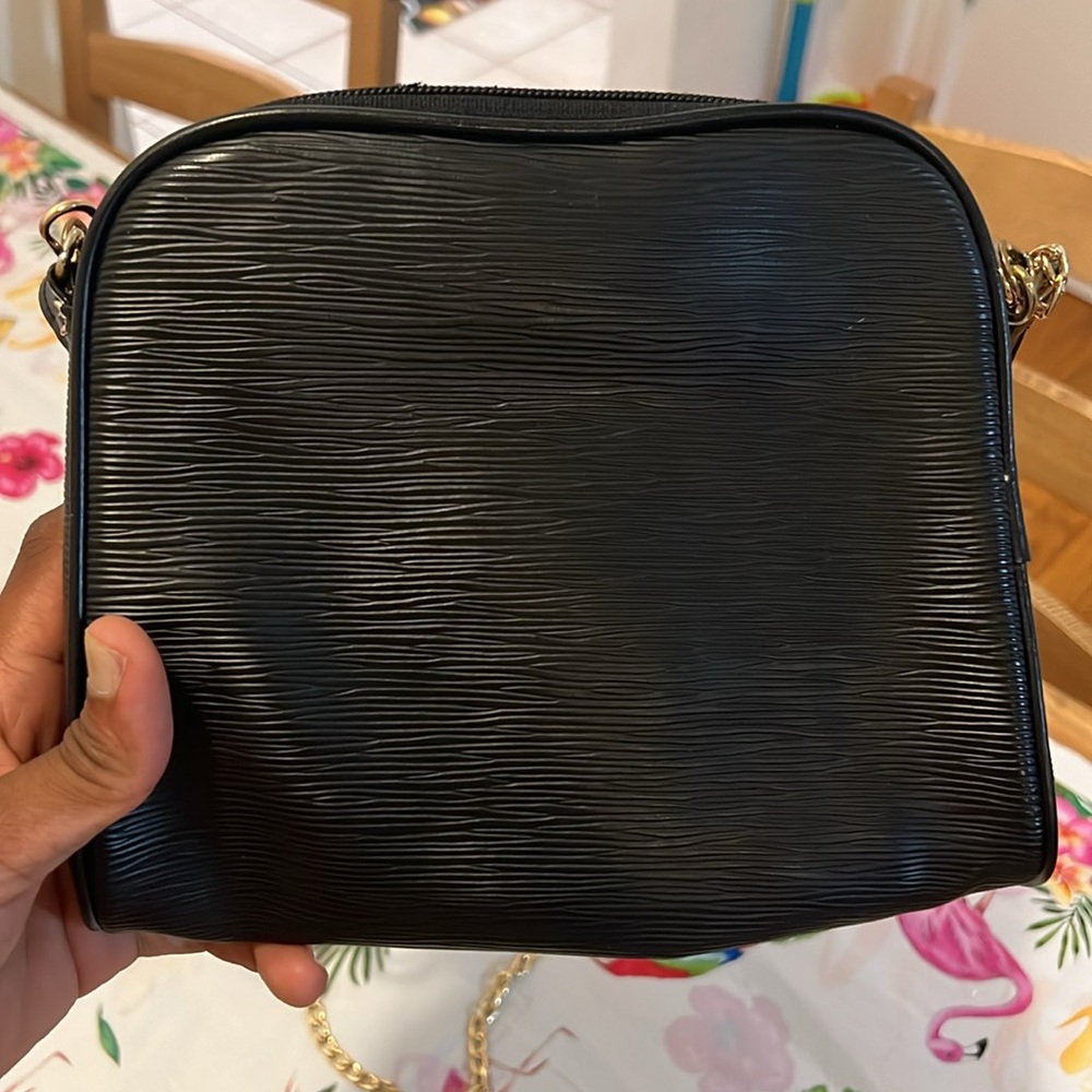 Just Bag. Has No Code Or Label Inside So Not Sure - image 3